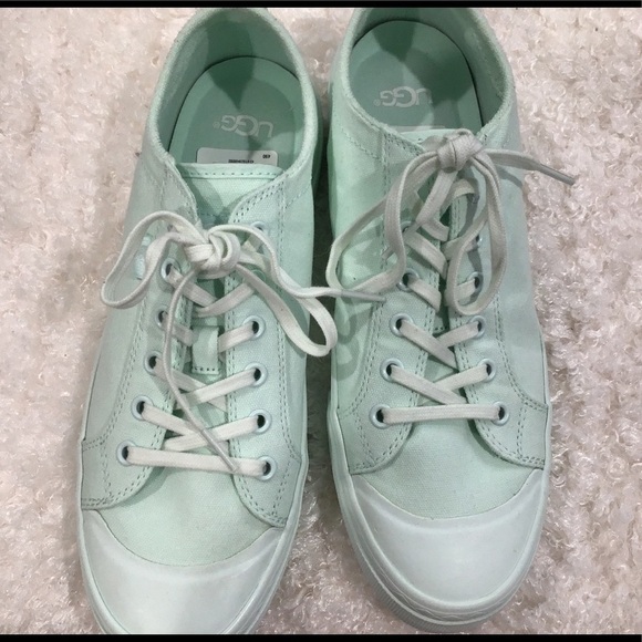 -SZ9 UGG mint green sneakers...Cute and comfy.  Brand New!  Welcome Spring - Picture 2 of 6